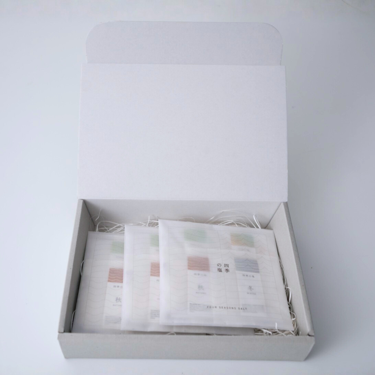 ギフトBOX（白）